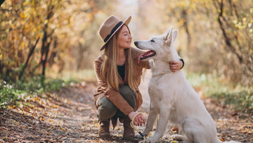 Video of dog waste bags that are leak proof and made with all natural materials